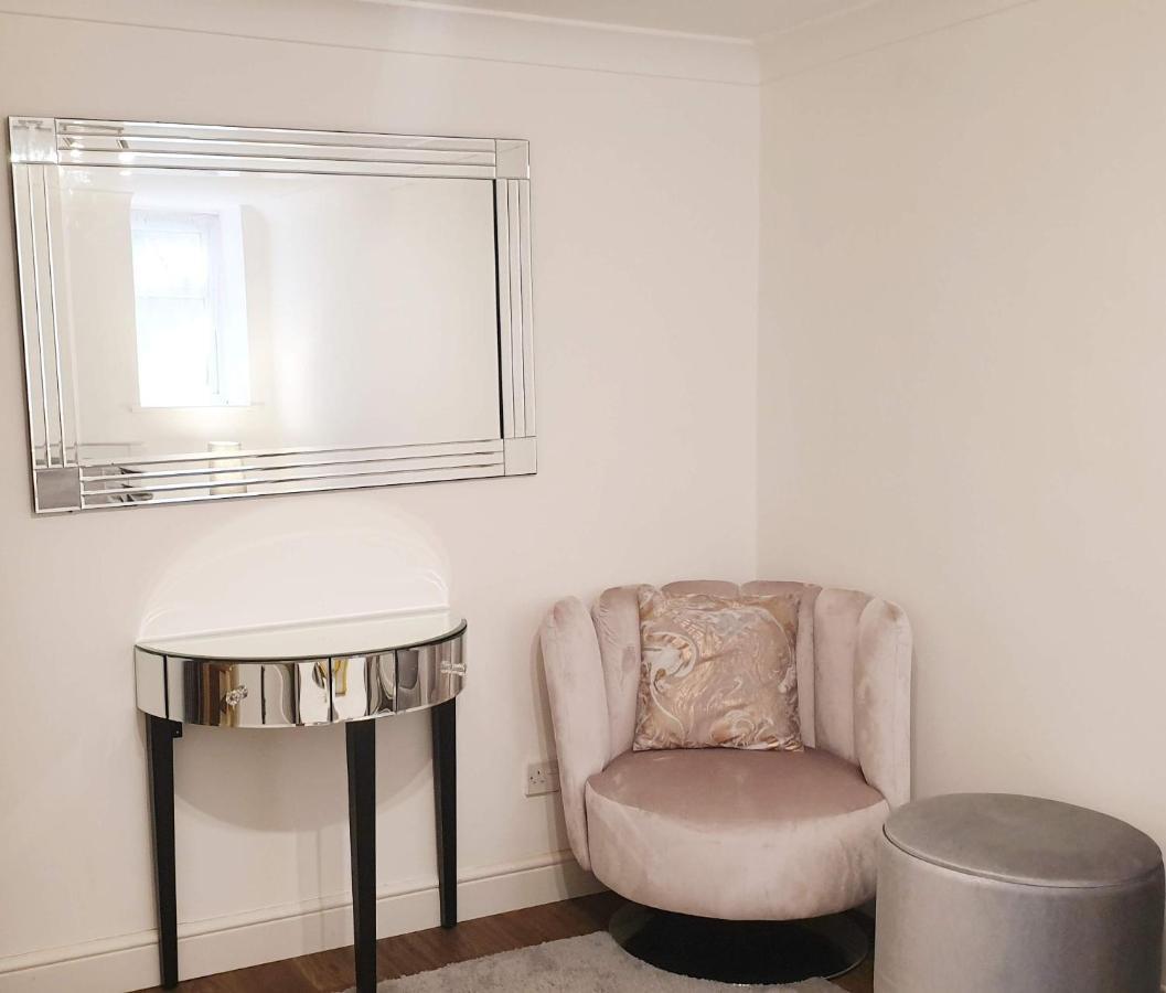 Cozy Muswell Hill 1-Bedroom Flat Лондон Экстерьер фото